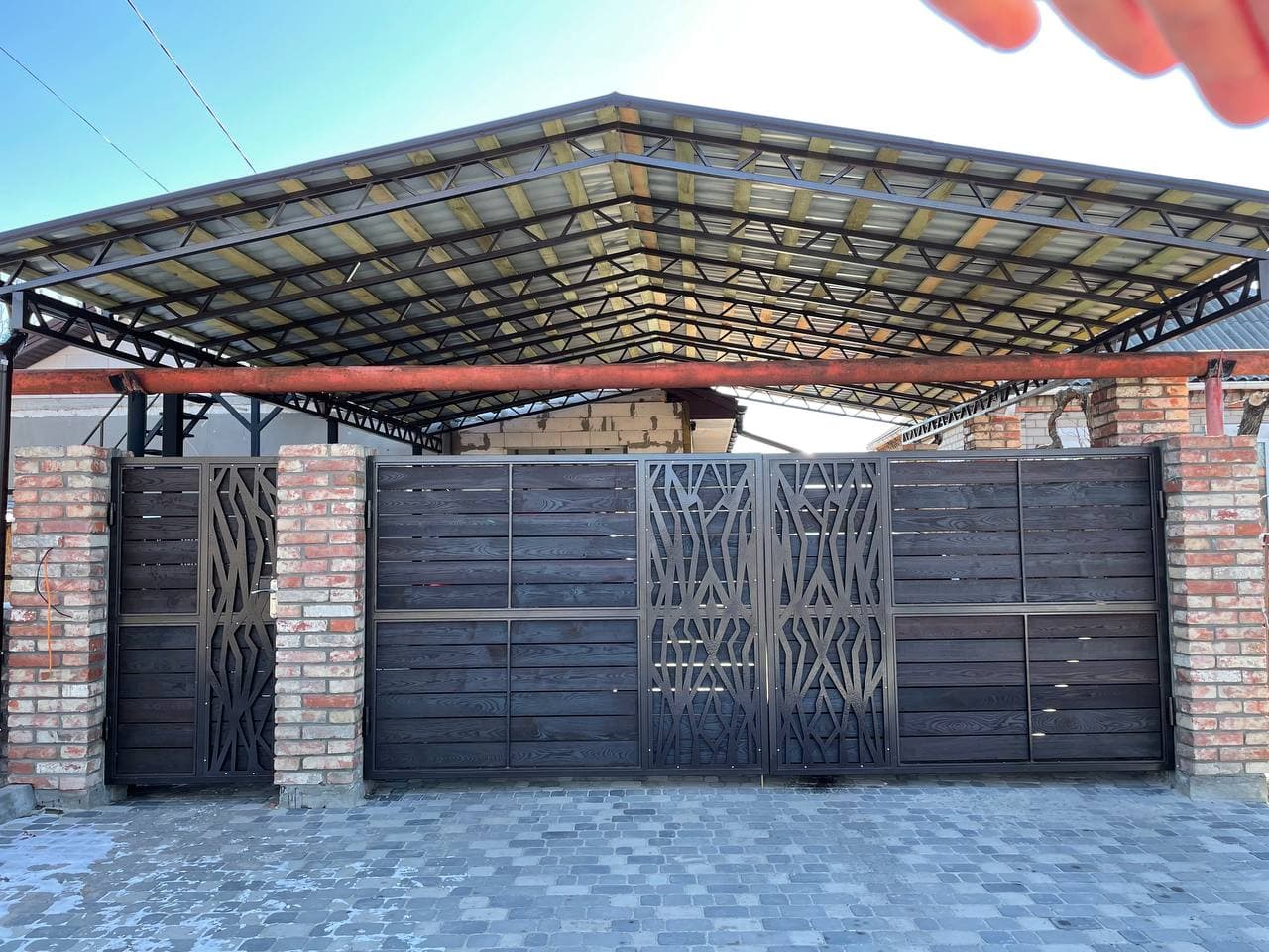 Двір під ключ на замовлення в Дніпрі — приклад роботи 1